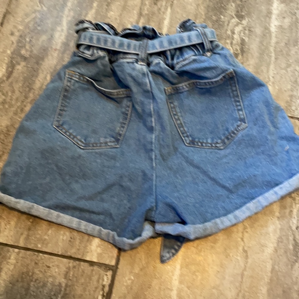 Forever 21 - Denim Shorts - Picture 3 of 3